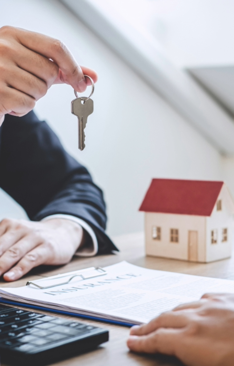 Receiving home keys in Nanaimo